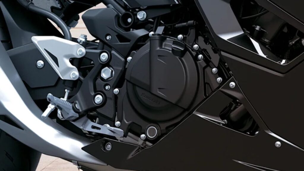 Kawasaki Ninja 500 Engine